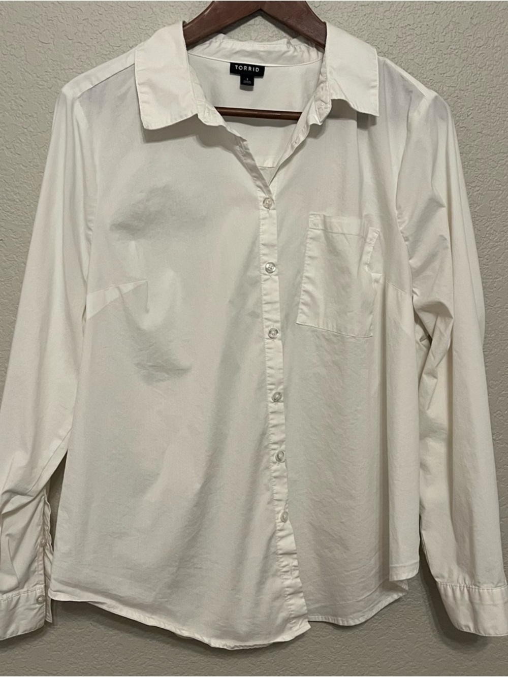 Torrid Classic White Button-Down Shirt Women's Size 1X (Torrid Size 1)